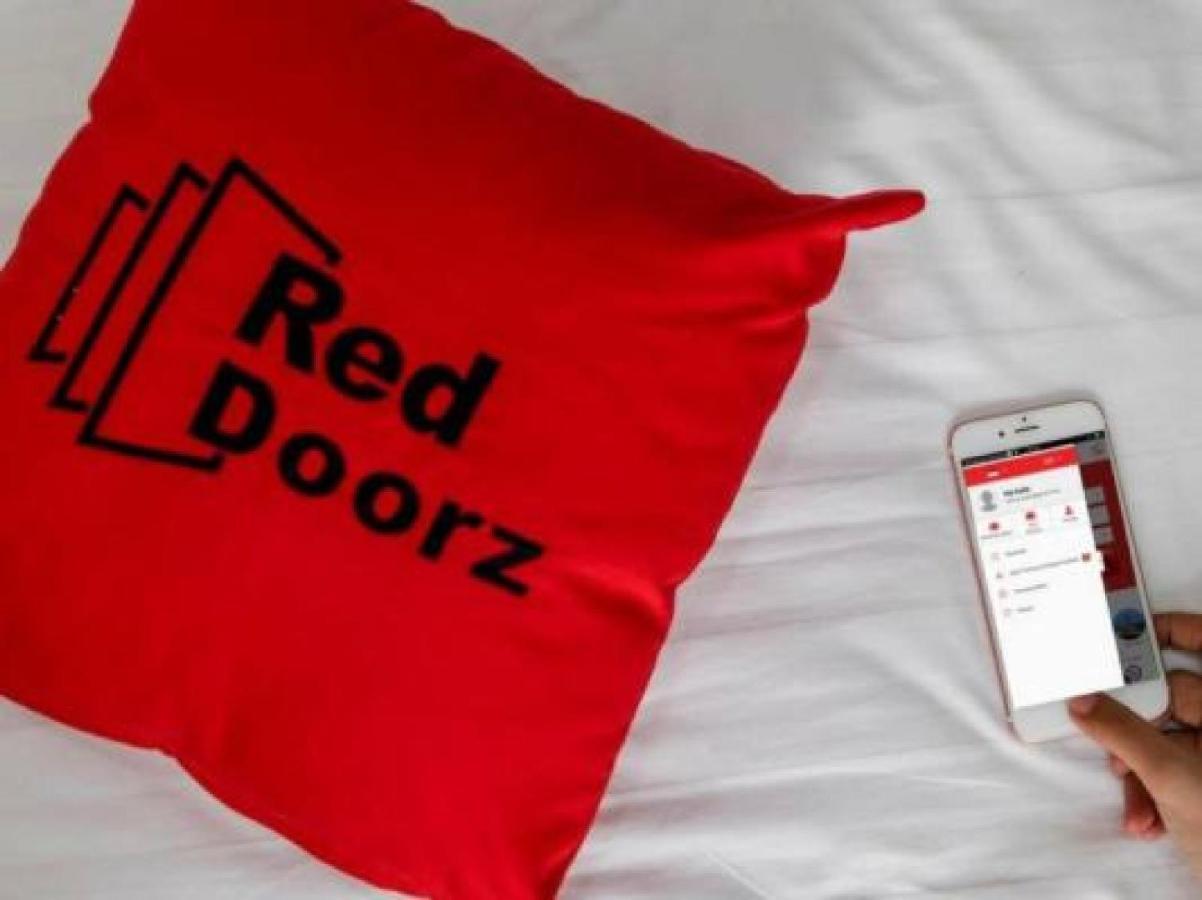 RedDoorz Plus @ Taman Siswa 2 Yogyakarta Exterior foto